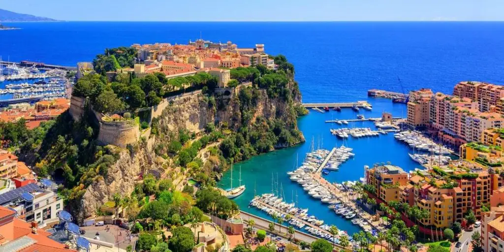 Chauffeur Privé Monaco 3 shutterstock 427693039FULL