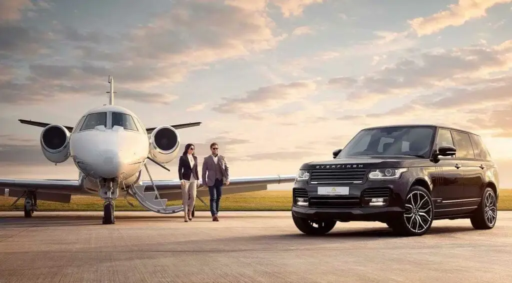Location de Véhicule avec chauffeur Monaco Cannes Antibes / Azur Limousines transfert photo range rover min min 2