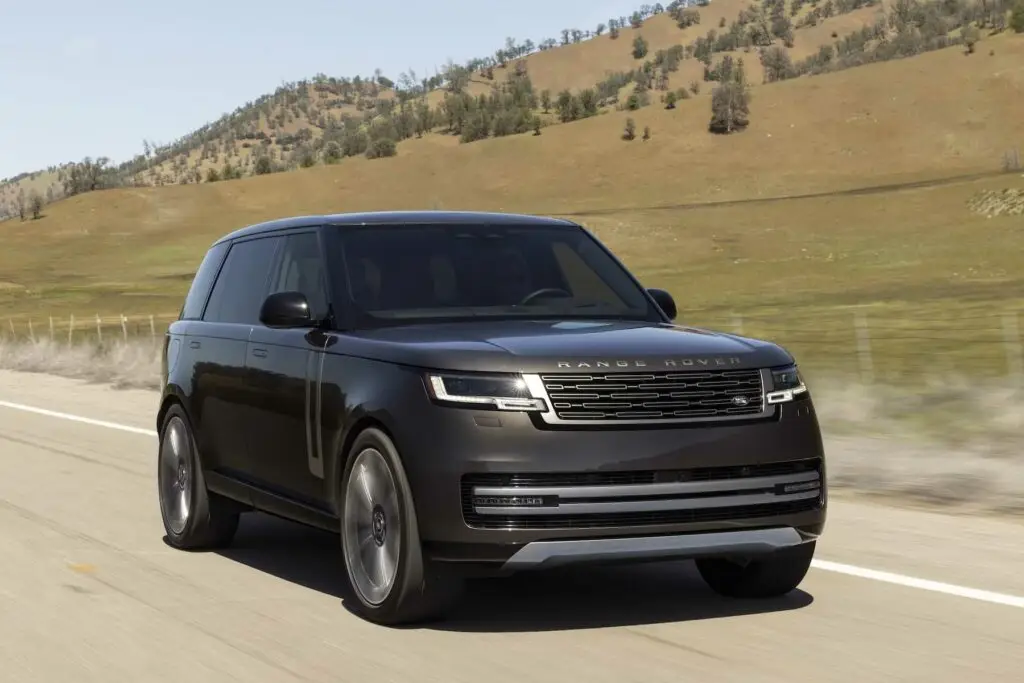 New range Rover min 2
